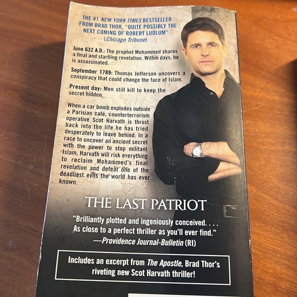 📌3 Bestseller Dan Brown - Da Vinci Code, Brad Thor - Patriot, Matthew Reilly - Picture 8 of 12